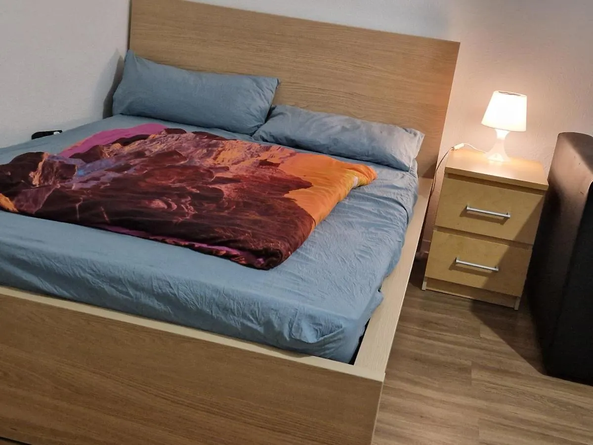 Homestay Joshua Abbey Apartment Frankfurt am Main